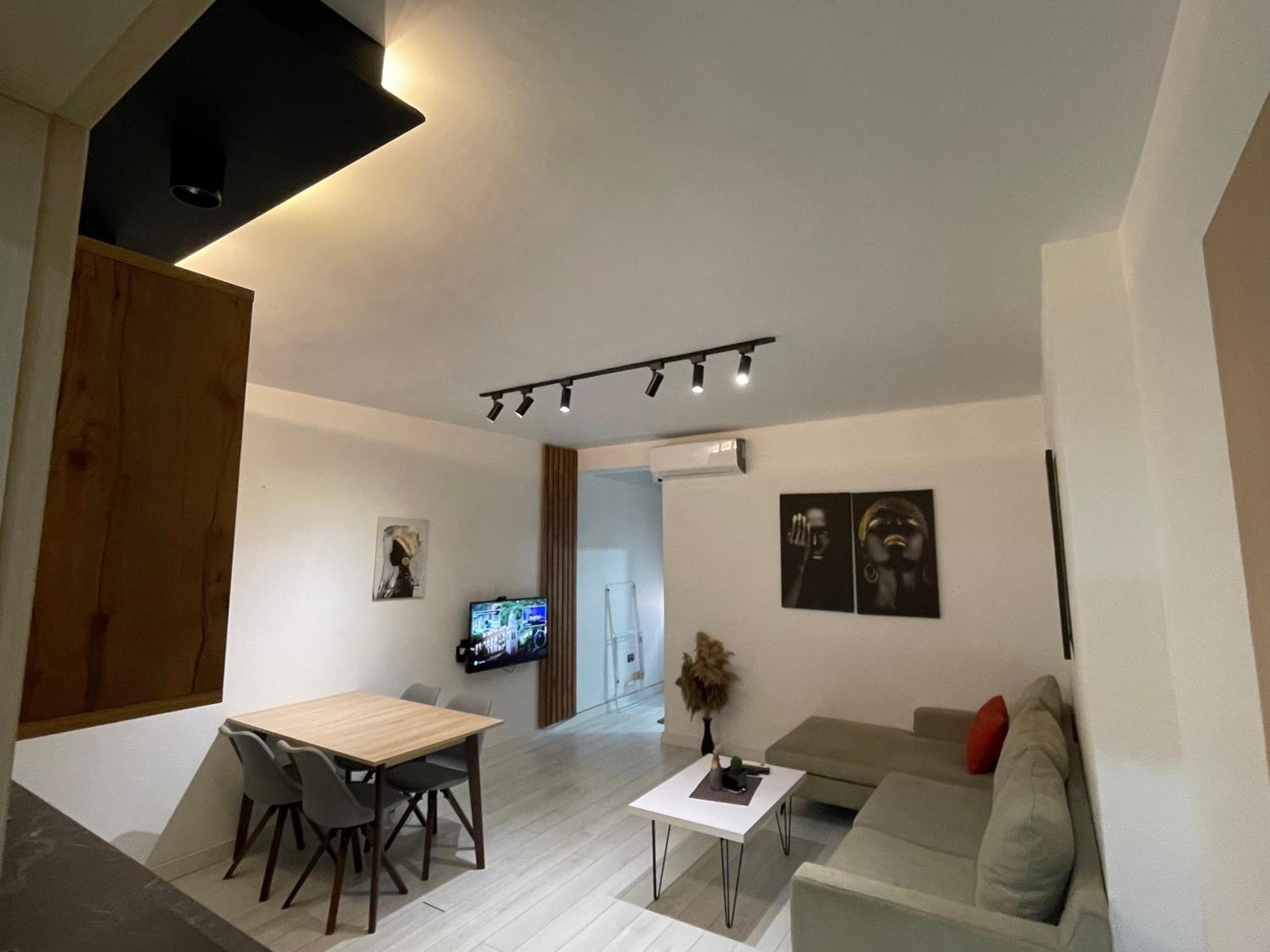 Your Apartment Tirana City Centre Luaran gambar